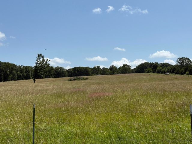 000 H Highway, Cabool, MO 65689