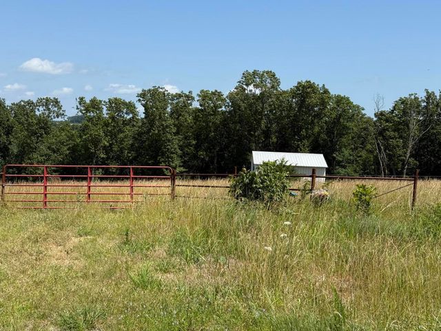 000 H Highway, Cabool, MO 65689