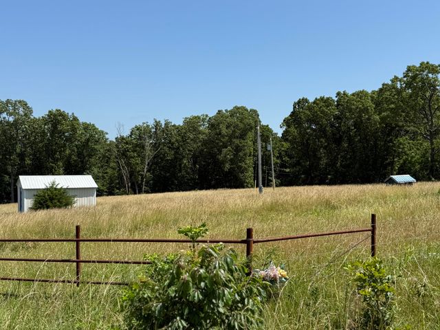 000 H Highway, Cabool, MO 65689