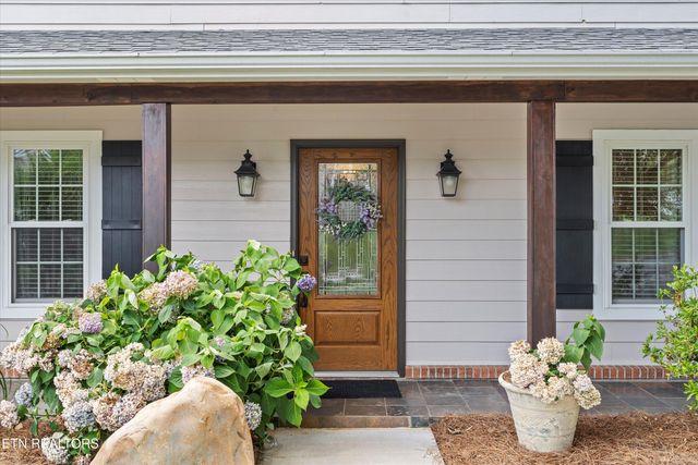 1136 Harbour Shore Drive, Knoxville, TN 37934