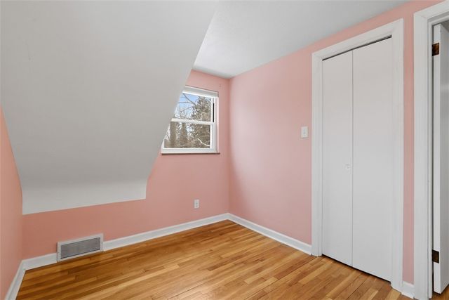 8468 Peebles Rd, Mccandless, PA 15237