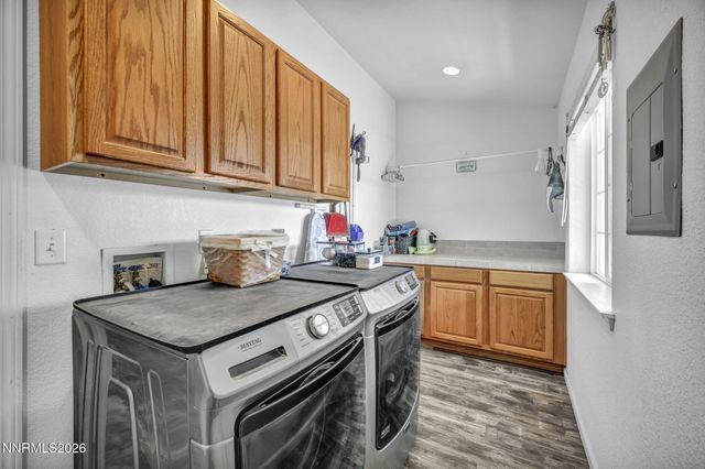 2983 Hot Springs Drive, Minden, NV 89423