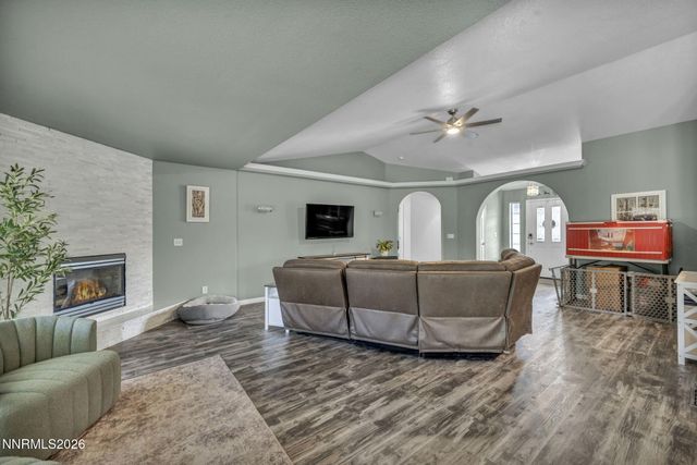 2983 Hot Springs Drive, Minden, NV 89423