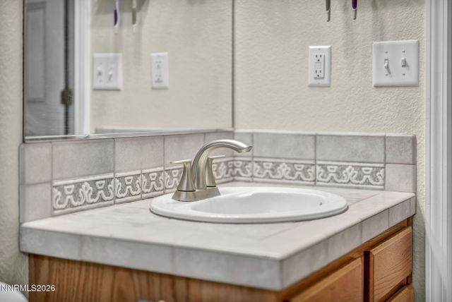 2983 Hot Springs Drive, Minden, NV 89423