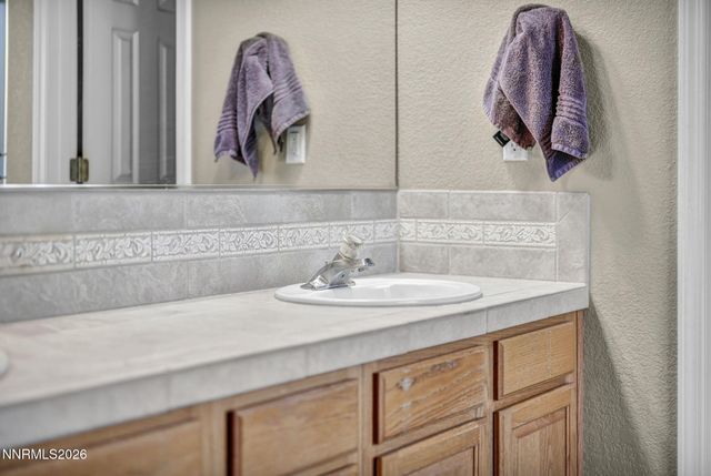 2983 Hot Springs Drive, Minden, NV 89423