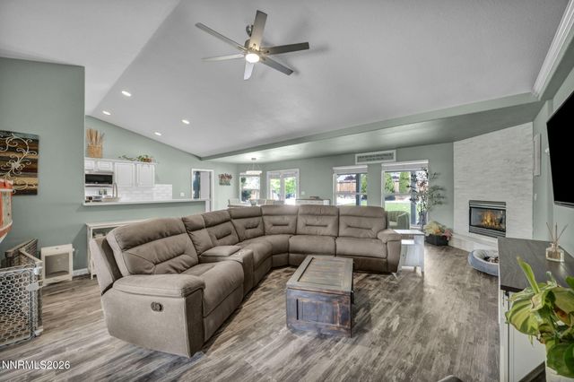 2983 Hot Springs Drive, Minden, NV 89423