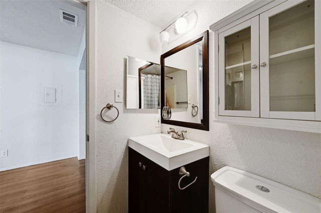 2500 Burleson RD 311, Austin, TX 78741