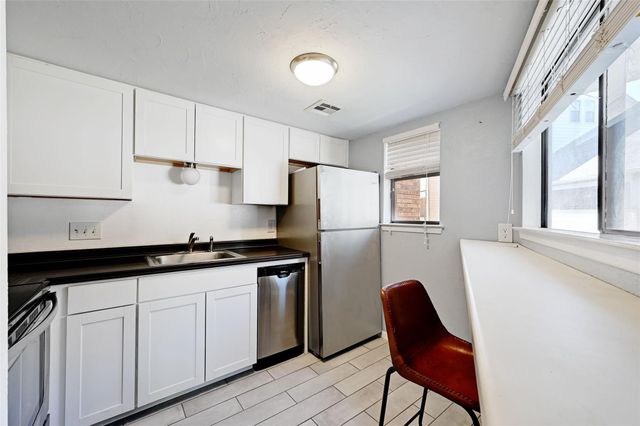 2500 Burleson RD 311, Austin, TX 78741