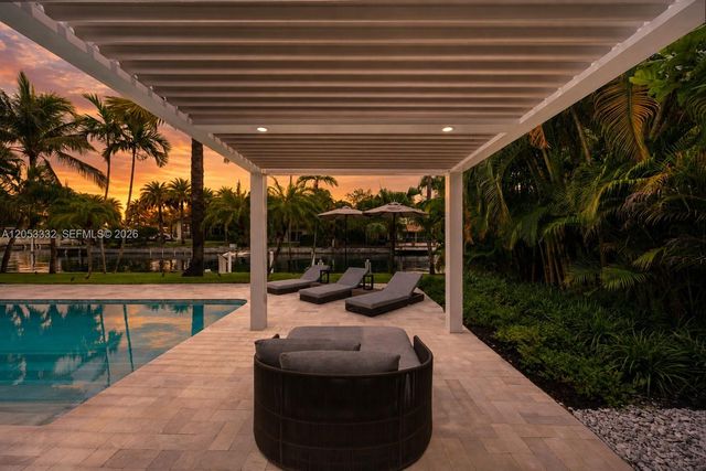 2273 Bayview Lane, North Miami, FL 33181