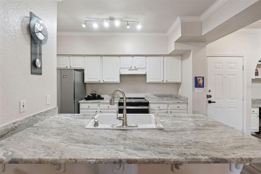 Image 13 of property listing at 911 N ORANGE AVENUE 509, Orlando, FL 32801