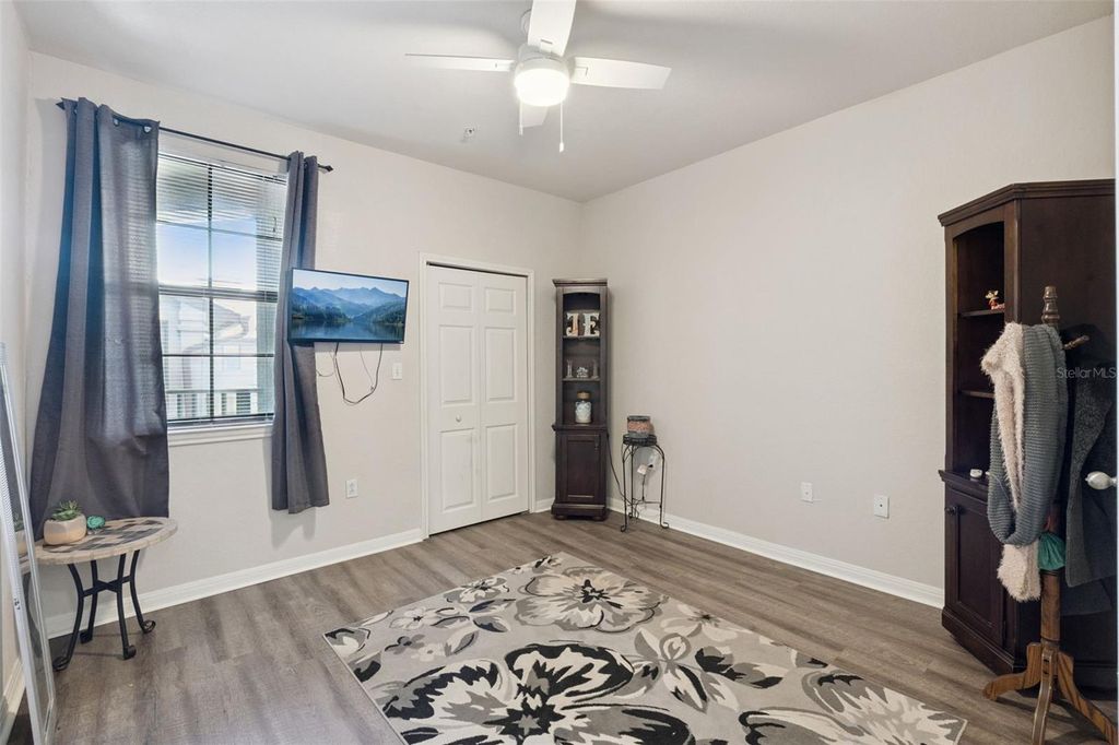 Image 18 of property listing at 911 N ORANGE AVENUE 509, Orlando, FL 32801
