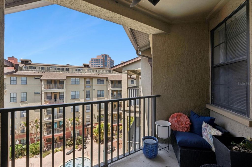 Image 21 of property listing at 911 N ORANGE AVENUE 509, Orlando, FL 32801