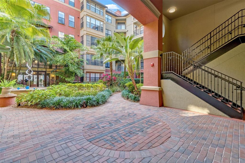 Image 34 of property listing at 911 N ORANGE AVENUE 509, Orlando, FL 32801