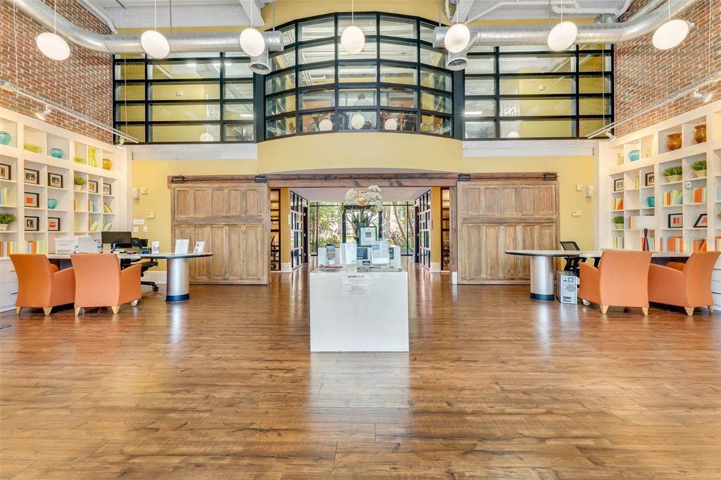 Image 37 of property listing at 911 N ORANGE AVENUE 509, Orlando, FL 32801