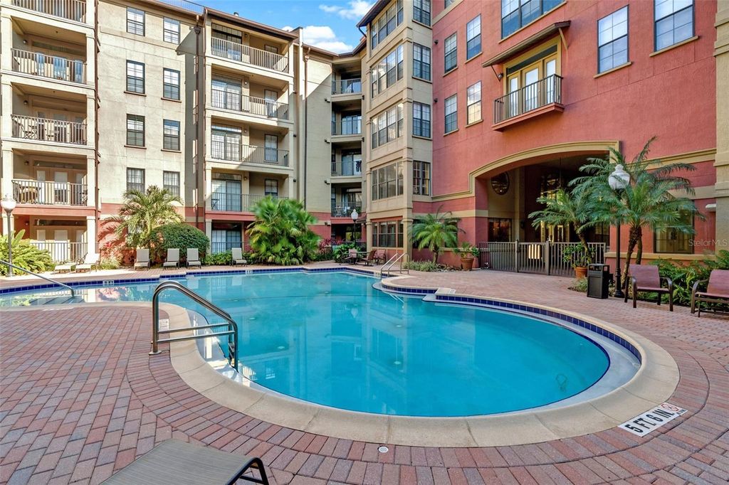Image 46 of property listing at 911 N ORANGE AVENUE 509, Orlando, FL 32801