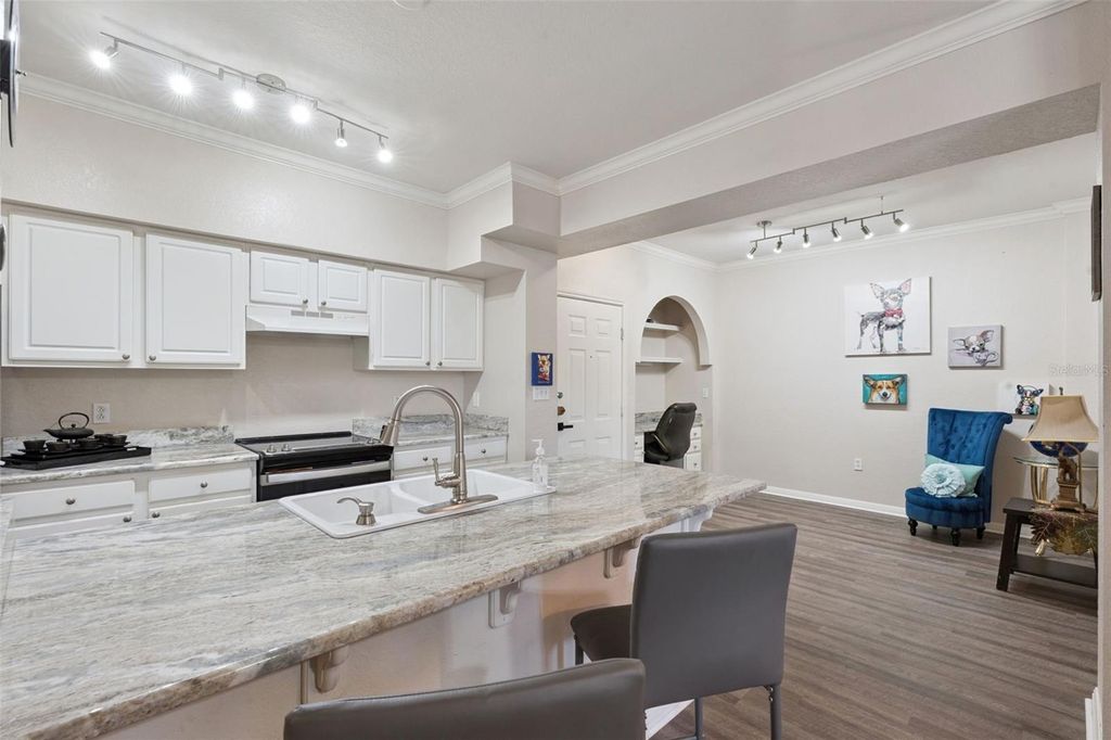 Image 10 of property listing at 911 N ORANGE AVENUE 509, Orlando, FL 32801