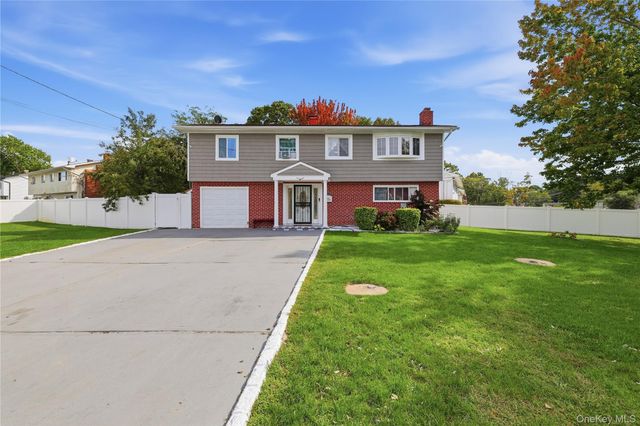 266 Riddle Street, Brentwood, NY 11717