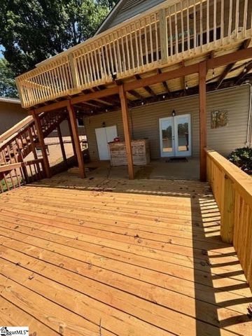 227 Lyman Lake Road, Lyman, SC 29365