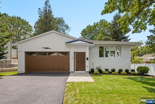 14 Chestnut Avenue, Closter, NJ 07624