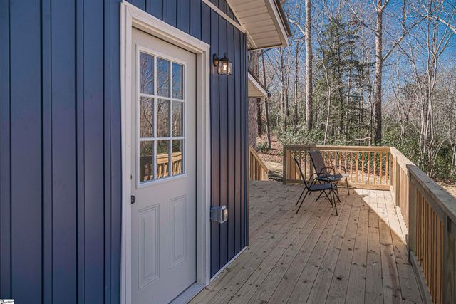 450 Crestwood Drive, Salem, SC 29676