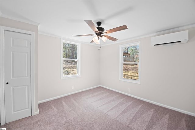 450 Crestwood Drive, Salem, SC 29676