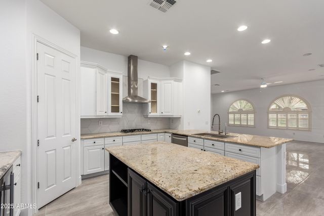 4711 E Buckboard Court, Gilbert, AZ 85297