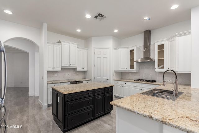 4711 E Buckboard Court, Gilbert, AZ 85297