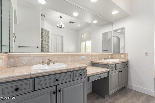 4711 E Buckboard Court, Gilbert, AZ 85297