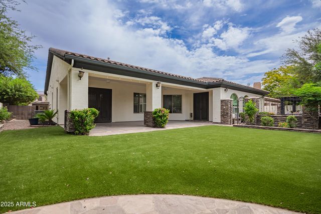 4711 E Buckboard Court, Gilbert, AZ 85297
