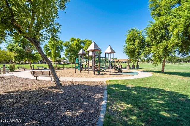 4711 E Buckboard Court, Gilbert, AZ 85297