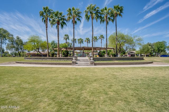 4711 E Buckboard Court, Gilbert, AZ 85297