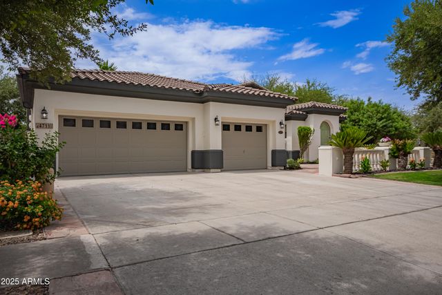 4711 E Buckboard Court, Gilbert, AZ 85297