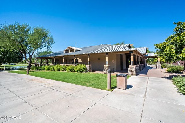 4711 E Buckboard Court, Gilbert, AZ 85297