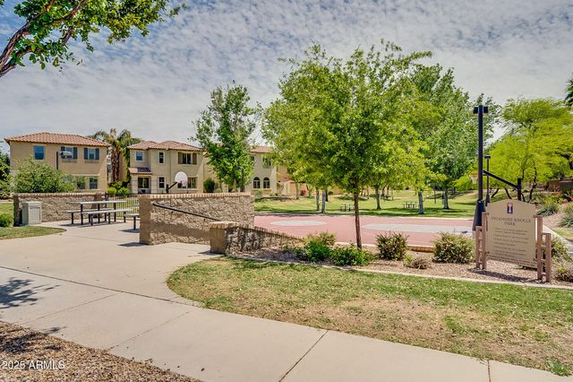 4711 E Buckboard Court, Gilbert, AZ 85297