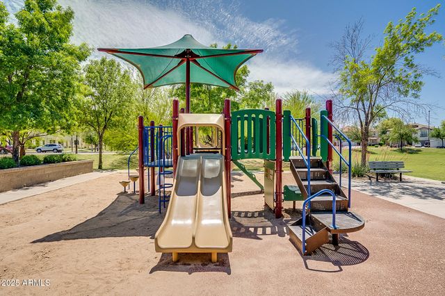 4711 E Buckboard Court, Gilbert, AZ 85297