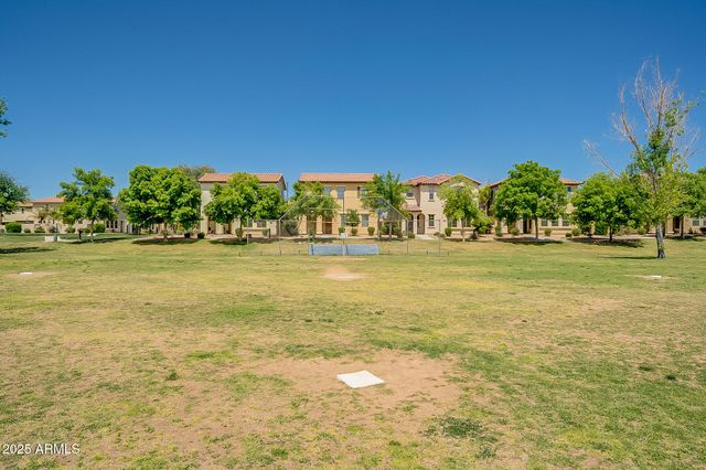 4711 E Buckboard Court, Gilbert, AZ 85297