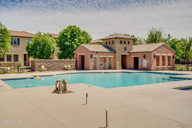 4711 E Buckboard Court, Gilbert, AZ 85297