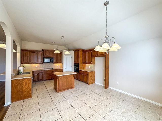 2909 Tropicana Avenue, Norman, OK 73071