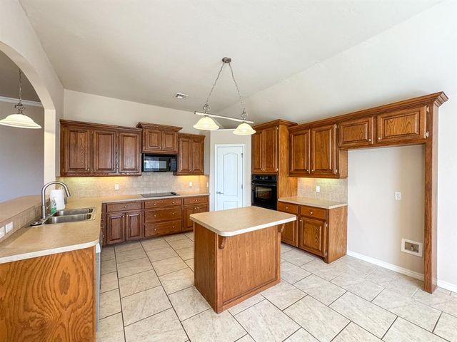 2909 Tropicana Avenue, Norman, OK 73071