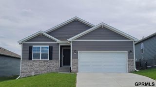 12929 S 66th Avenue, Papillion, NE 68157