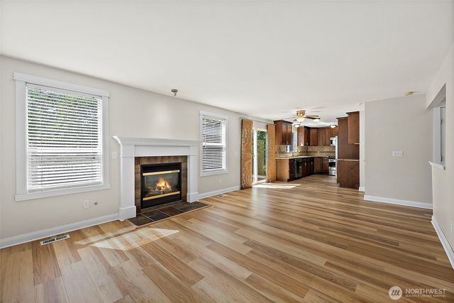 7228 200th Street Ct E, Spanaway, WA 98387