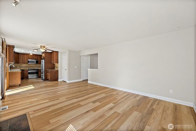 7228 200th Street Ct E, Spanaway, WA 98387