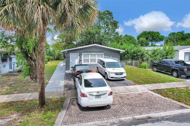 746 SW 4th St, Dania Beach, FL 33004