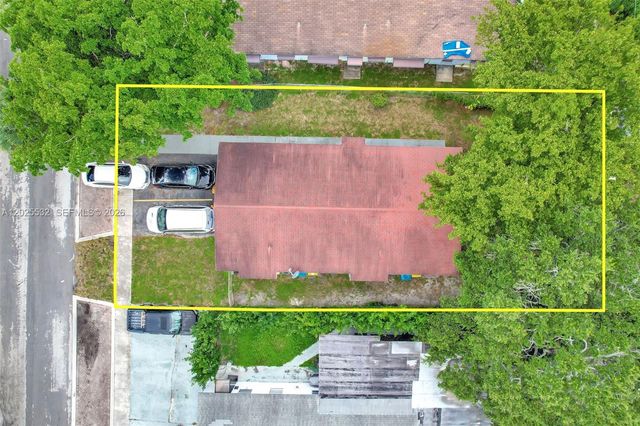 746 SW 4th St, Dania Beach, FL 33004