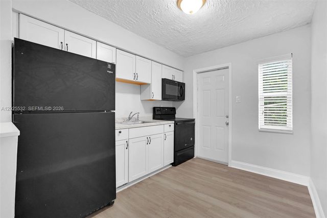 746 SW 4th St, Dania Beach, FL 33004