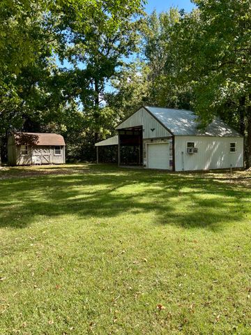 385 Anita Lane, Ledbetter, KY 42058