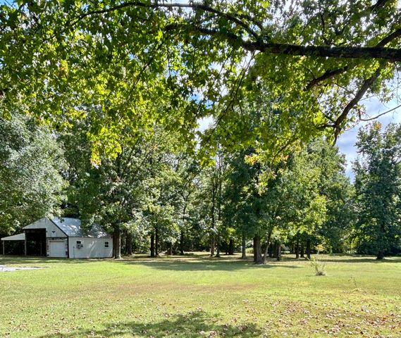 385 Anita Lane, Ledbetter, KY 42058