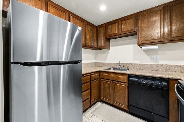 3000 Associated Road 58, Fullerton, CA 92835