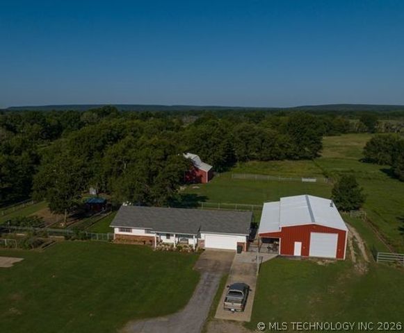 4100 N Wood Highway, Okmulgee, OK 74447