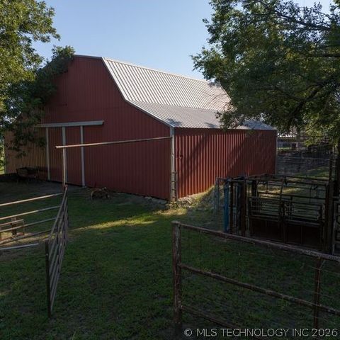 4100 N Wood Highway, Okmulgee, OK 74447